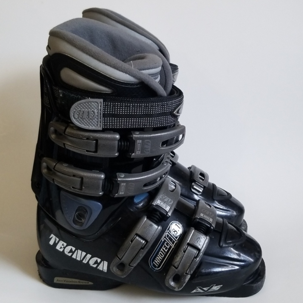 Tecnica Innotec TI 8.1 Black Ski Boot 5.4